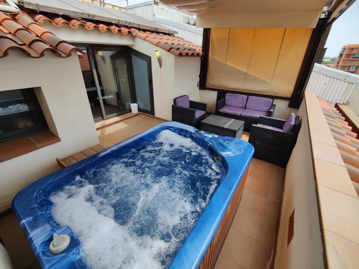 Hostal Manel Pineda de Mar Kültér fotó