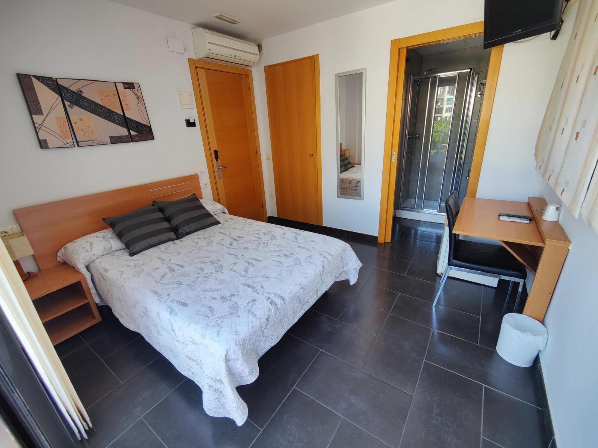 Hostal Manel Pineda de Mar Kültér fotó