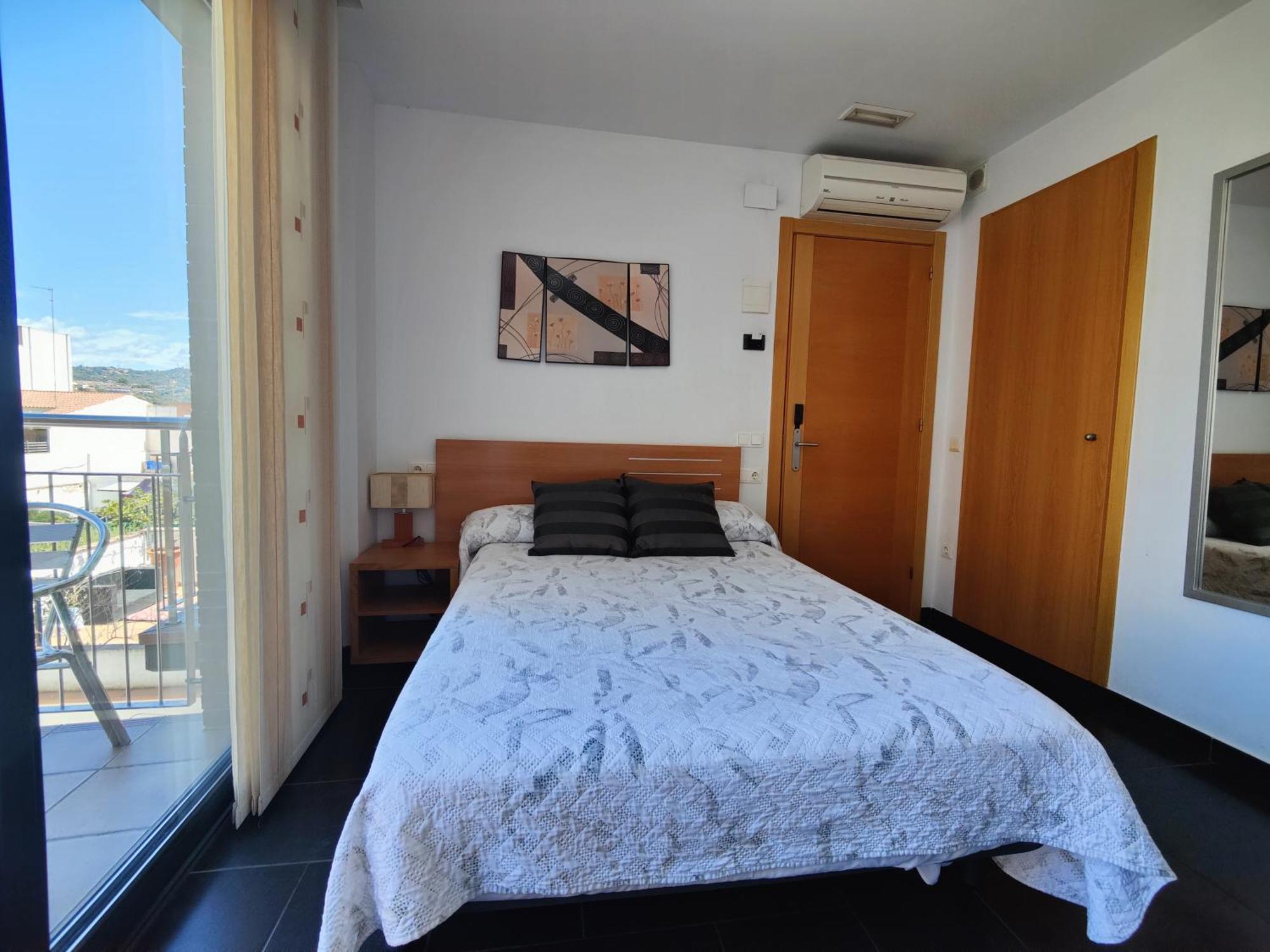 Hostal Manel Pineda de Mar Kültér fotó